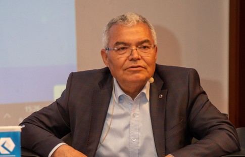 TOSBİ Müteşebbis Heyeti Başkanı Metin Akdaş: “Teknolojiye sahip katma değerli üretimi öncelemeliyiz”