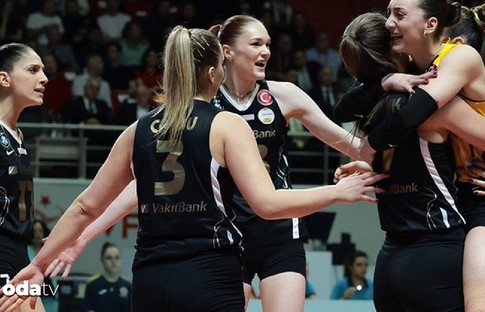 VakıfBank 3 yıl sonra yeniden şampiyon