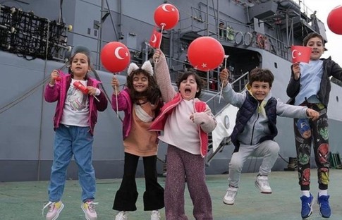 Milli Savunma Bakanlığı, 23 Nisan'da 23 gemiyi ziyarete açacak