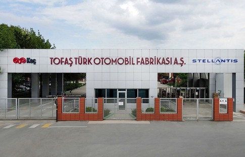 Pay devirleri ve yeni sözleşmeler imzalandı