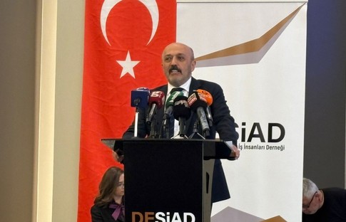 “Denizli’nin temel sorunu katma değer üretememek”