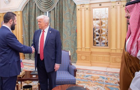 ABD Başkanı Trump ve Suriye Cumhurbaşkanı Şara Riyad'da görüştü