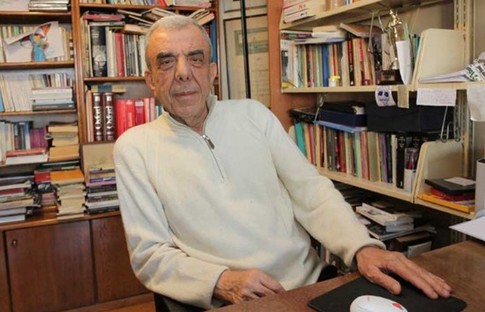 Yönetmen Ali Özgentürk yaşamını yitirdi