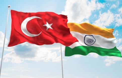 Gerek Türkiye gerek Hindistan iyi ilişkileri korumak için frene basmalı