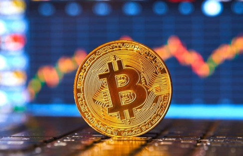 Bitcoin'de tarife iptali yükselişi