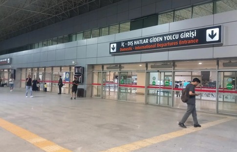 Diyarbakır Havalimanı uçuşlara kapatıldı