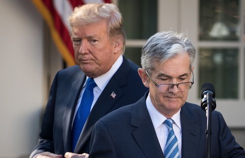 Trump, Fed Başkanı Powell ile görüştü