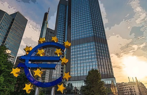 ECB: Endişeler yüksek enflasyondan yavaş büyümeye kaydı