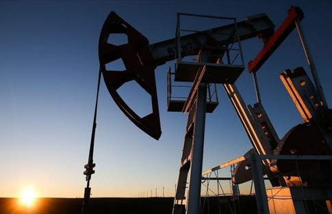 Trump, kafaları karıştırdı: Petrol fiyatları geriledi