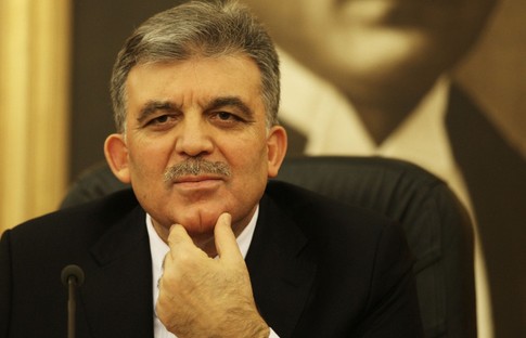 Abdullah Gül'den 'sahte video' uyarısı: Şikayette bulundum
