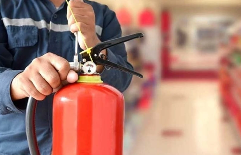 Konut ve binalardaki yangın önlemlerinin yıl sonuna kadar tamamlanması gerekiyor