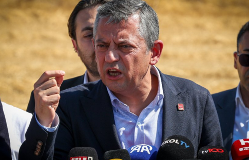 CHP lideri Özgür Özel'den AK Parti üyelerine çağrı: Baba ocağına dönün