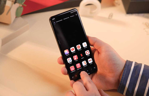 Çin’in teknoloji devi beklentilerin üzerinde kar etti