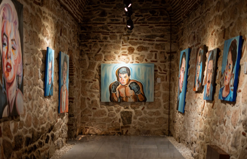 Ayşe Betil’in üçüncü kişisel sergisi Ortaköy’de sanatseverlerle buluşuyor