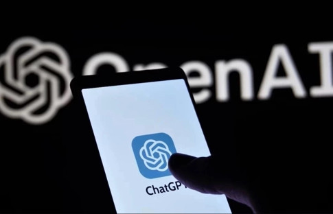 Yapay zeka rekabetinde alarm zilleri çalıyor: ChatGPT’nin tahtı sarsılıyor