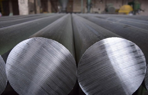 Demir cevheri zayıf talep ve üretim kesintileriyle haftalık kayıp yaşadı