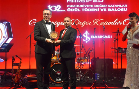 MARSİFED’den İş Bankası’na ‘Cumhuriyete Değer Katanlar’ ödülü