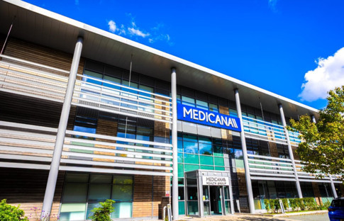 Medicana İngiltere açıldı, Romanya için de imzalar atıldı