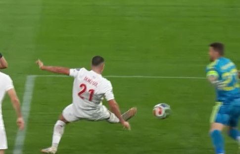 Deniz Gül kimdir, kaç yaşında? Deniz Gül aslen nereli hangi takımda oynuyor?