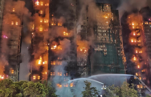 Hong Kong'da Tai Po yangını: İhmalleri incelemek üzere bağımsız komite kurulacak