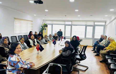 GEBZESİAD’dan huzurevine moral dolu ziyaret