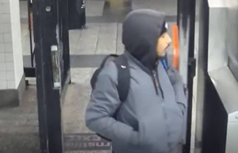 ABD'de metroda dehşet: Uyurken ateşe verildi