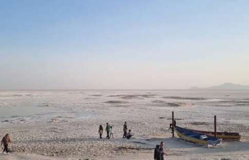 Kuraklık sıkıntısı büyüyor: İran komşu ülkelerden su satın almak istiyor