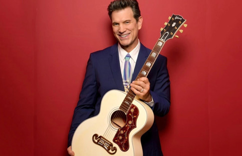 Dünyaca ünlü ABD'li şarkıcı Chris Isaak, İstanbul’da konser verecek