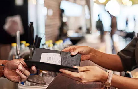 Restoranlarda zorunlu kuver yerine gönüllü bahşiş sistemi geliyor