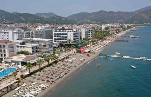 Ege'de sezon açıldı ama turizm durdu