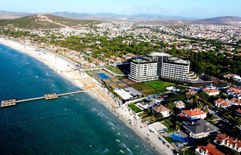 Çeşme ve Alaçatı'da bayram bereketi: Otellerde doluluk yüzde 75’i aştı