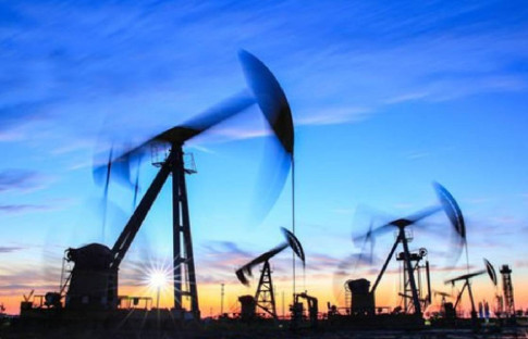 Petrolde jeopolitik tansiyon düştü, fiyatlar geriledi