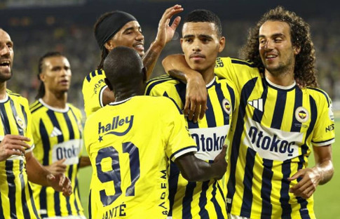 Fenerbahçe'de 4 futbolcu ilk kez derbi heyecanı yaşayacak