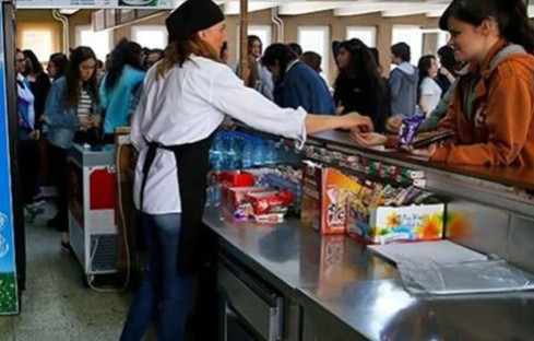 Kantin fiyatları cep yakıyor: Öğrenciler için bir öğün yemek artık lüks - Resim : 1