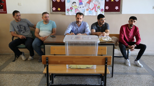 3 İlçe 4 beldede yapılan seçimlerin sonuçları belli oldu - Resim : 5