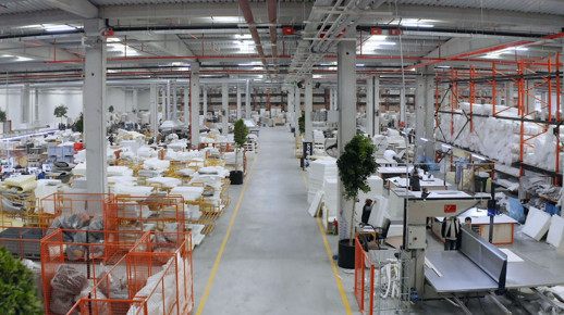 Saloni, ölçek sorununu ortaklıklarla aşıp dünyaya açıldı - Resim : 3