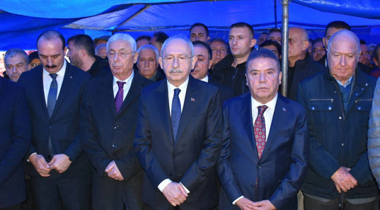 Kemal Kılıçdaroğlu ve eşi trafik kazası geçirdi - Resim : 2