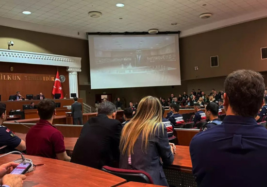 İmamaoğlu hakim karşısında: Duruşma arasında gergin anlar yaşandı - Resim : 3