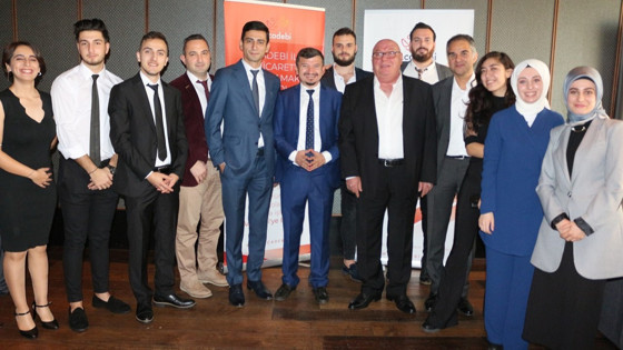 "Acadebi genç girişimcileri üniversite çağında iş hayatına kazandıracak"