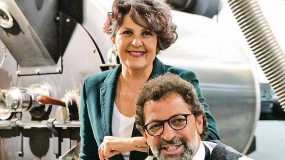 Armağan Portakal, kahvede dükkân yerine 'sanal'ı seçti