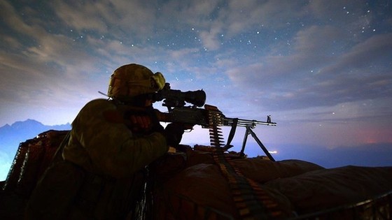 Bitlis'teki operasyonda 1'i korucu 2 şehit, 4 yaralı