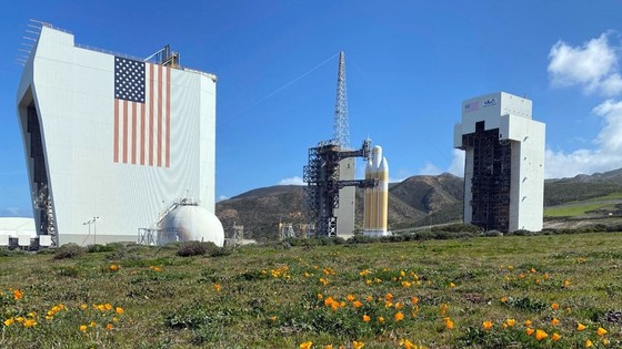 ABD'nin işlevi gizli tutulan uydusu uzaya yollandı