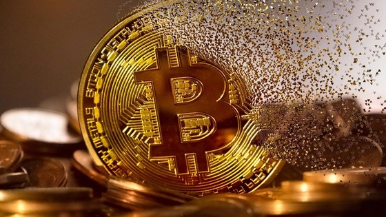Bitcoin'e bir Çin darbesi daha