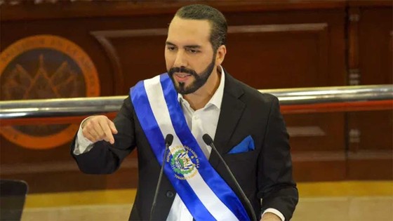 El Salvador tarihe geçti: Bitcoin'i yasal para haline getiren ilk ülke