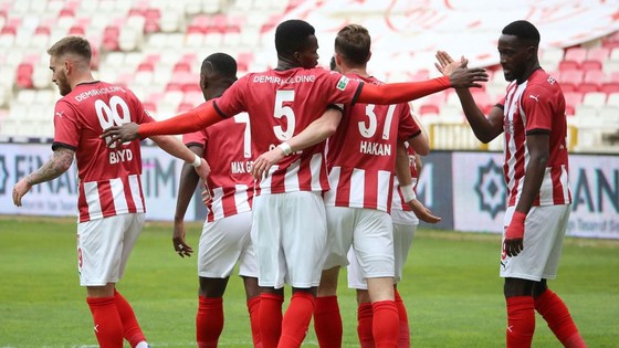 Sivasspor'un UEFA Avrupa Konferans Ligi elemesindeki rakibi belli oldu