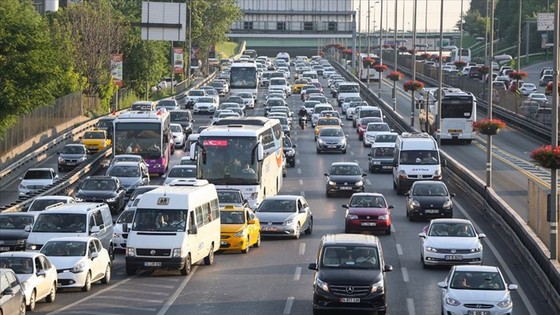 Trafiğe kaydı yapılan taşıt sayısı yüzde 35,7 arttı