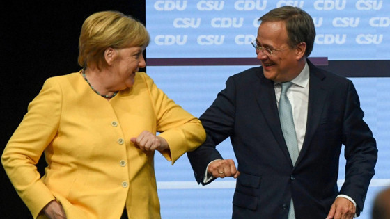 Merkel koltuğu güçlü büyümeyle devredecek