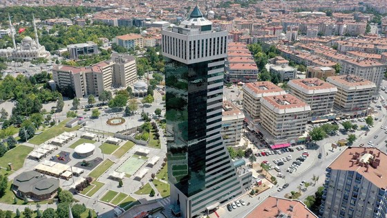 Bera Holding'in ilk yarı net kârı yüzde 26 arttı