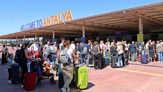 Yabancı ziyaretçi ekimde yüzde 99 arttı