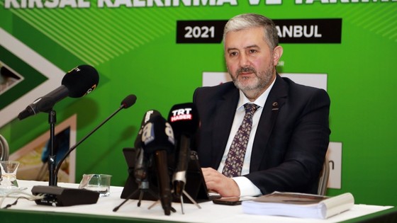 Yüzümüzü kırsala dönmeliyiz
